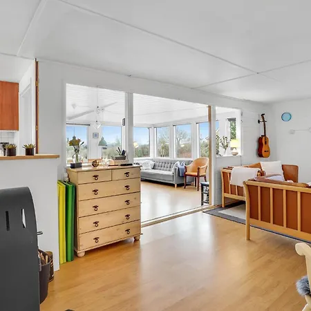 Lovely In With Kitchen *