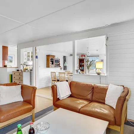 Casa vacanze Lovely In With Kitchen *