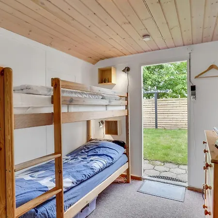 Casa vacanze Lovely In With Kitchen *