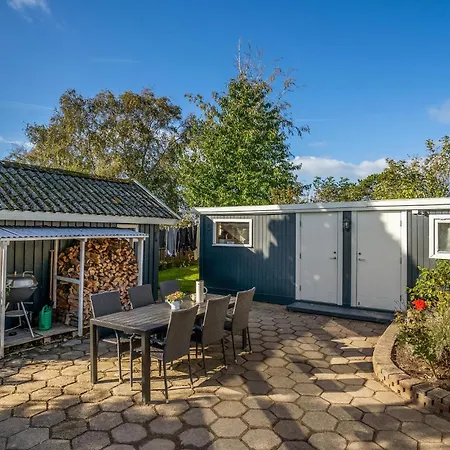 Lovely In With Kitchen Casa vacanze